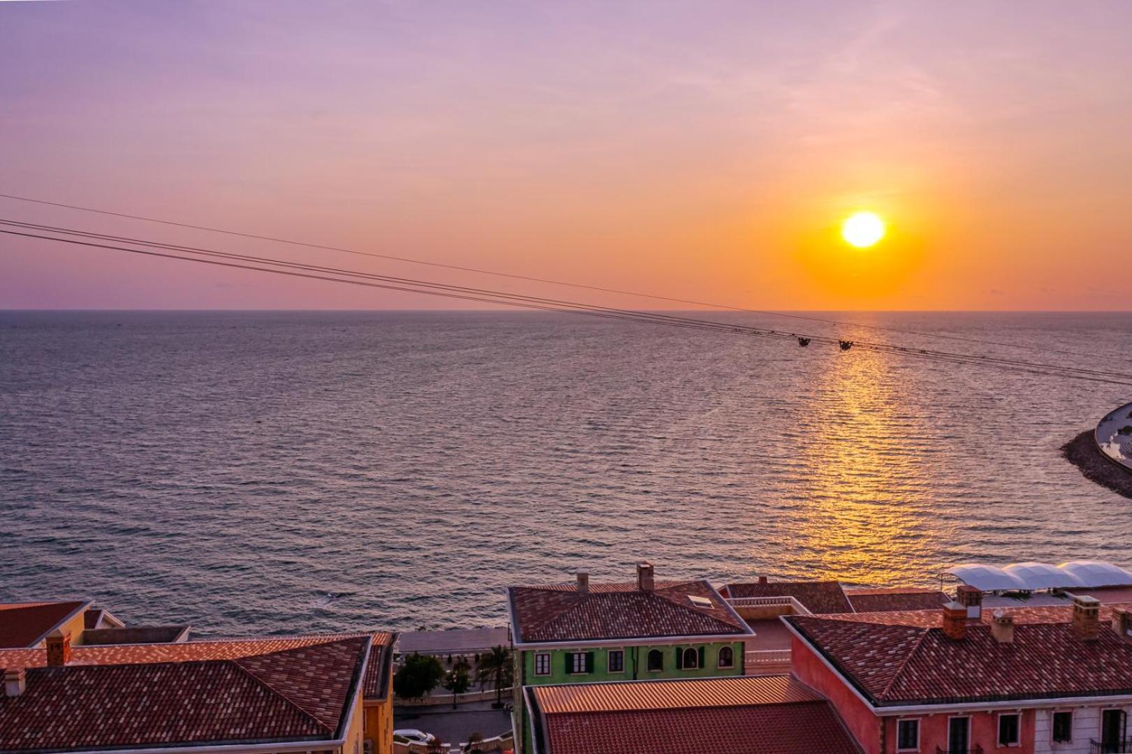 Roma Hotel Phu Quoc - Free Airport Shuttle & Sunset Town Tour מראה חיצוני תמונה
