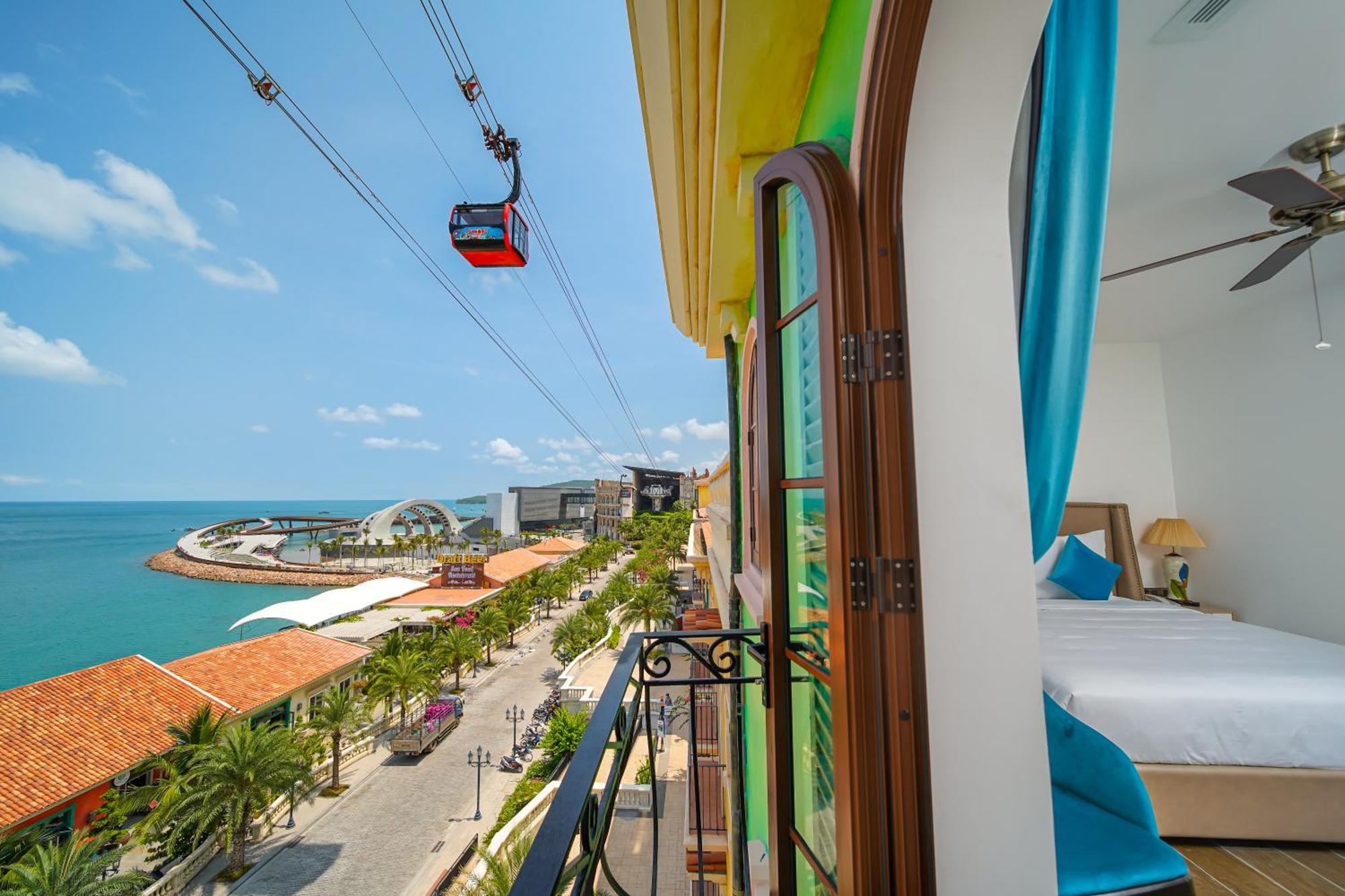 Roma Hotel Phu Quoc - Free Airport Shuttle & Sunset Town Tour מראה חיצוני תמונה